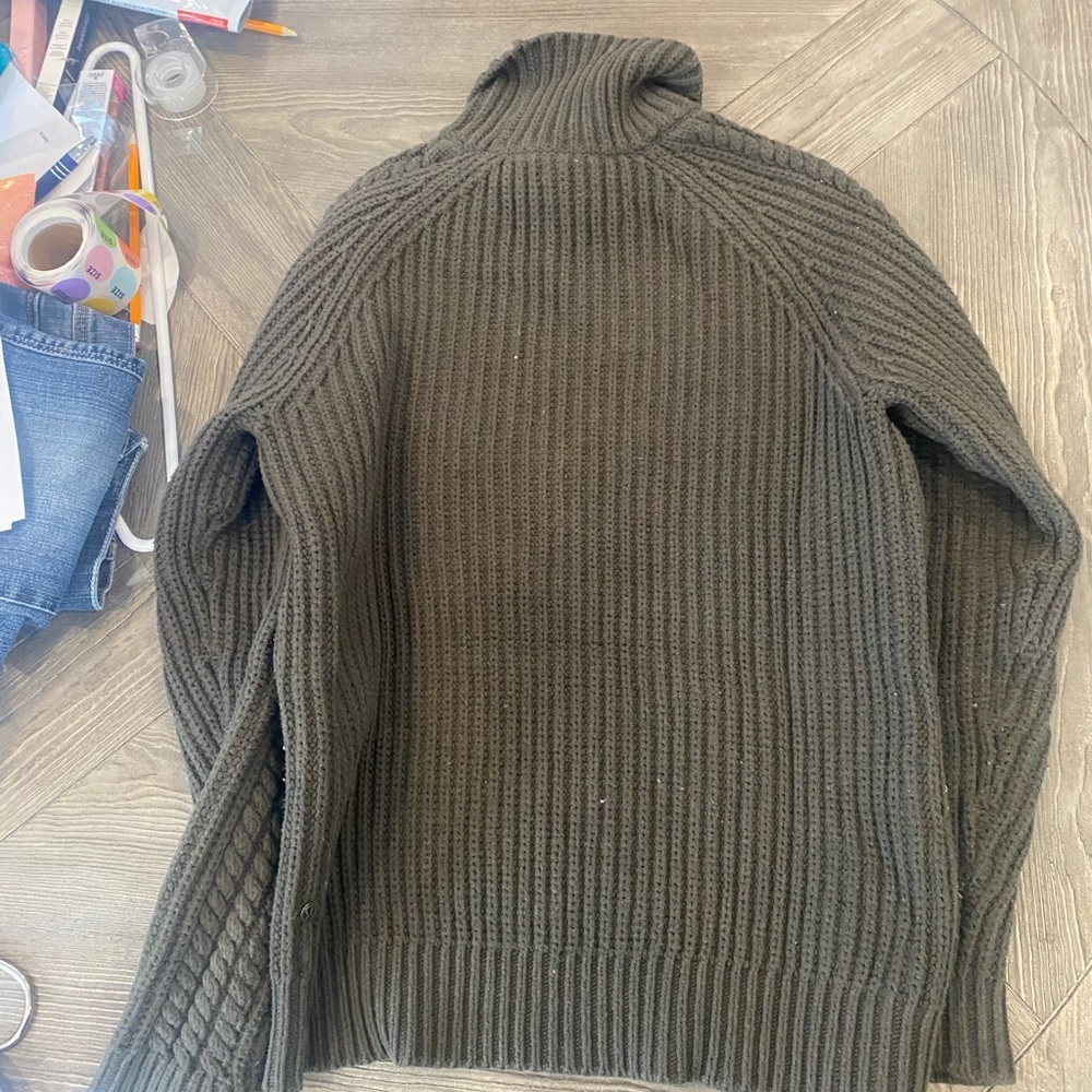 Lululemon bring the cozy cable knit 🧶 sweater size 4 - Picture 3 of 4